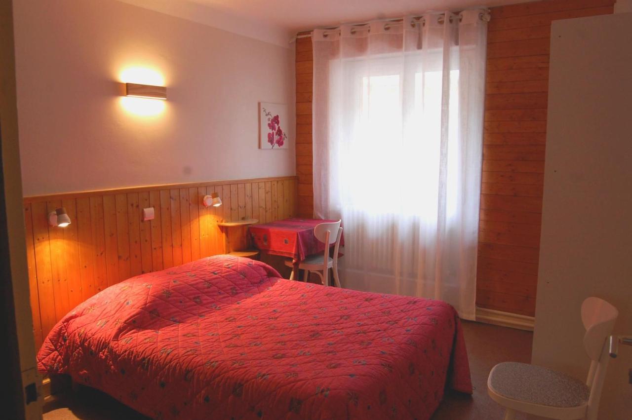 Etablissement de 6 chambres sans restaurant Lanslebourg-Mont-Cenis Extérieur photo